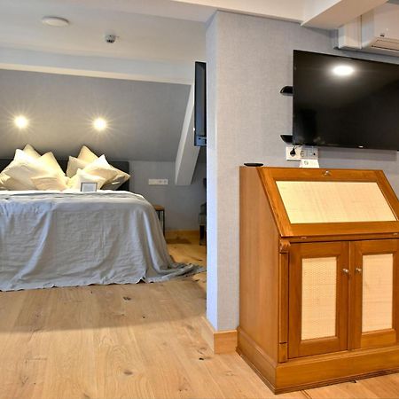 Hotel Zum Lowen Herborn  Ngoại thất bức ảnh